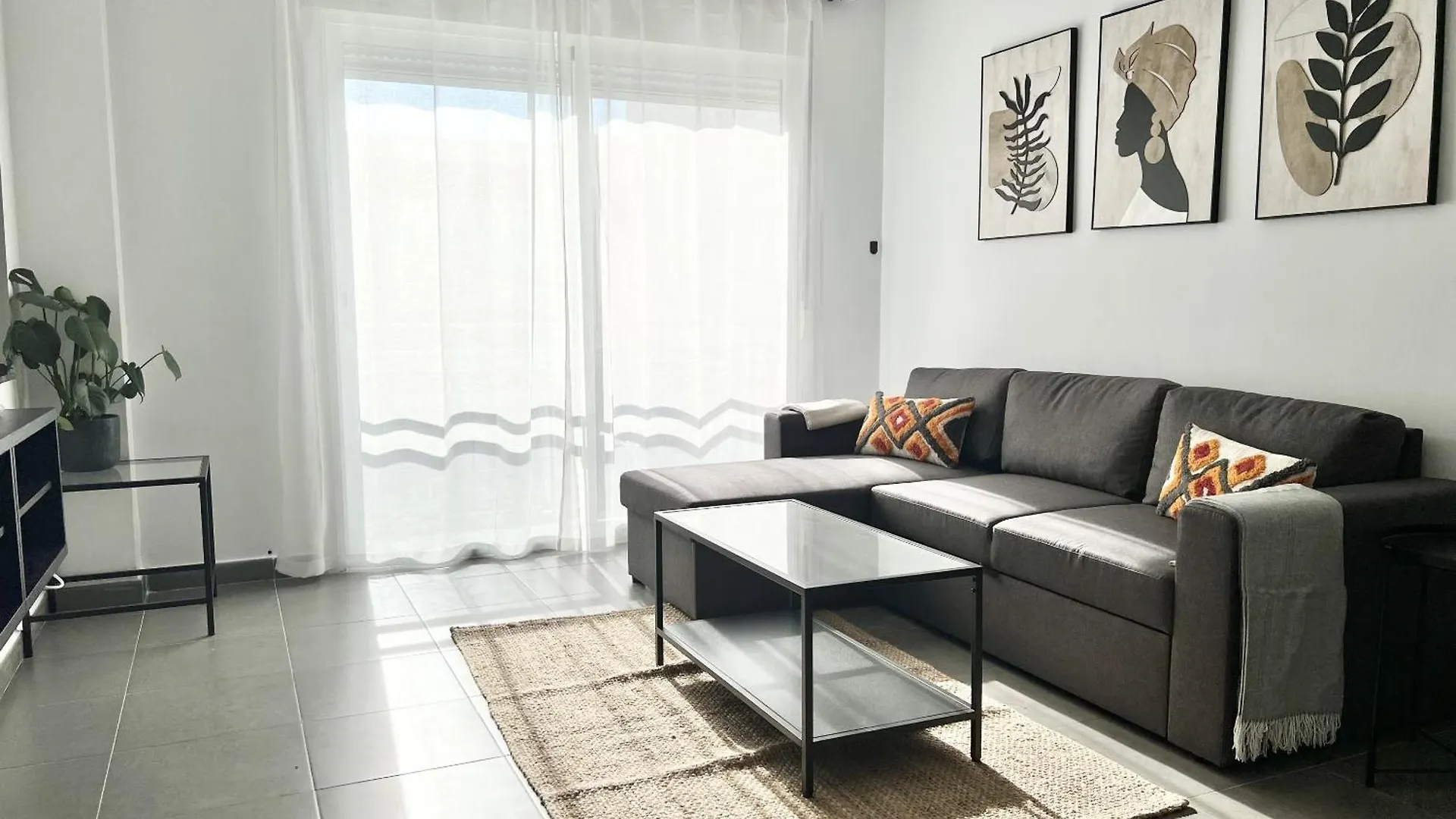 Apartamentos Varela 14 Malaga Spain