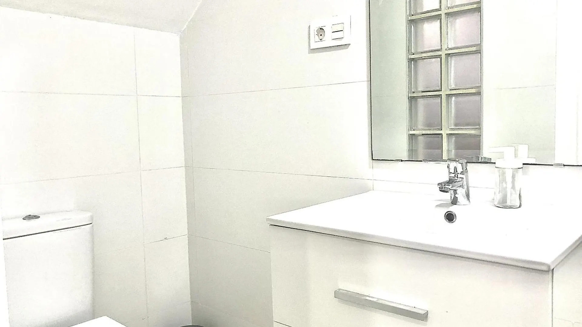 Apartamentos Varela 14 Malaga Apartament